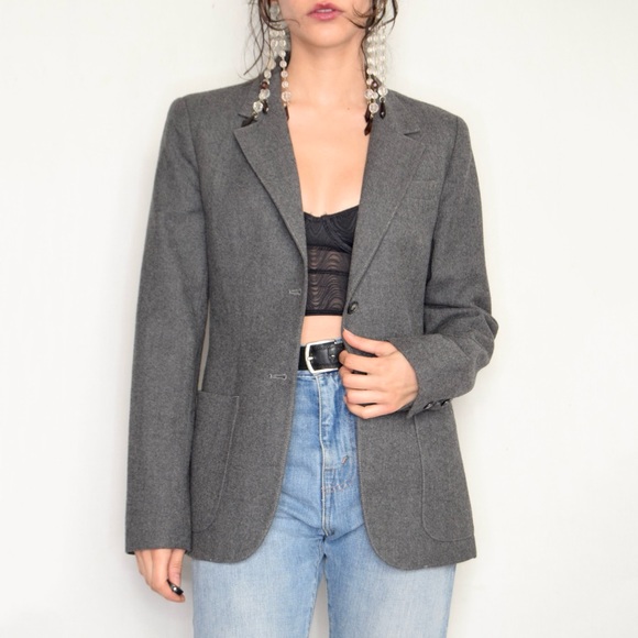 Jones New York Gray 100% pure wool 2 piece Skirt Suit - Picture 3 of 11